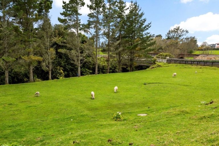 Photo of property in 3110 Mountain Road, Midhirst, Stratford, 4394