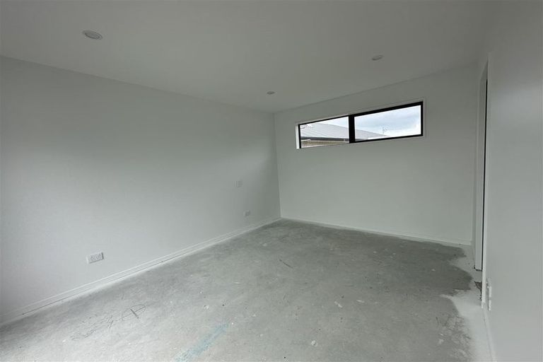 Photo of property in 4 Borthwick Street, Belfast, Christchurch, 8051