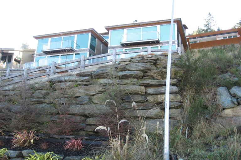 Photo of property in 3/35 Belfast Terrace, Queenstown, 9300