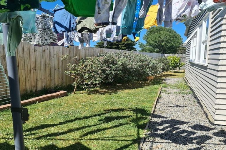 Photo of property in 59 Victoria Street, Carterton, 5713