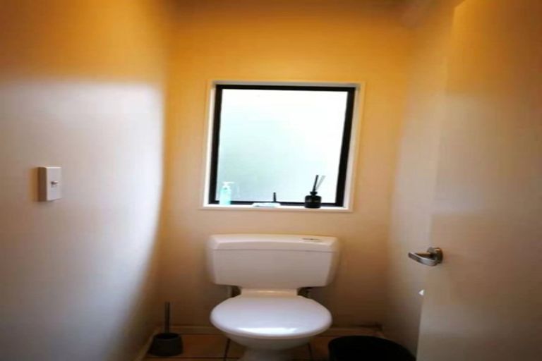 Photo of property in 2/65e Metcalfe Road, Ranui, Auckland, 0612