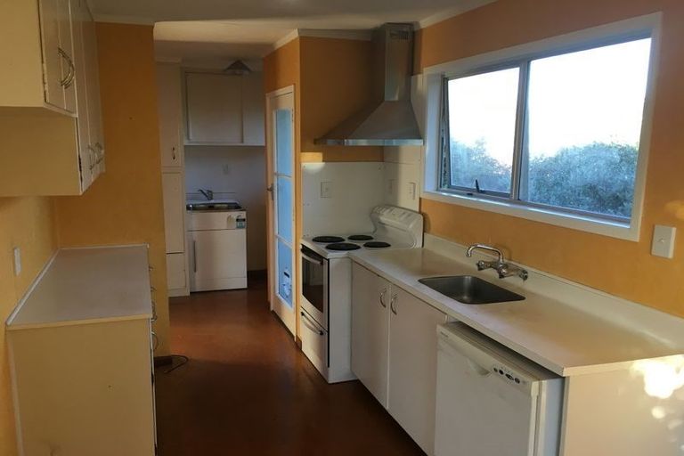 Photo of property in 2/521 Pakuranga Road, Howick, Auckland, 2010