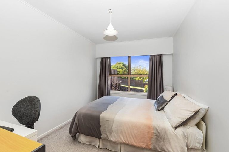 Photo of property in 133 Tiroroa Avenue, Te Atatu South, Auckland, 0610