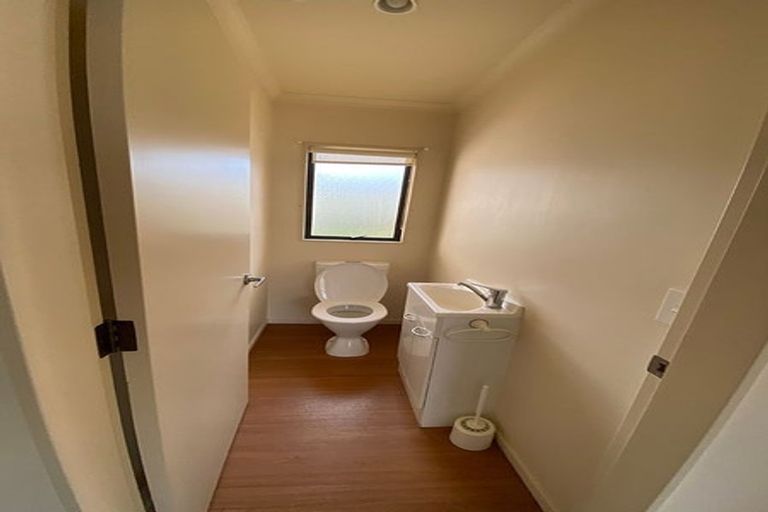 Photo of property in 132b Stokes Valley Road, Stokes Valley, Lower Hutt, 5019