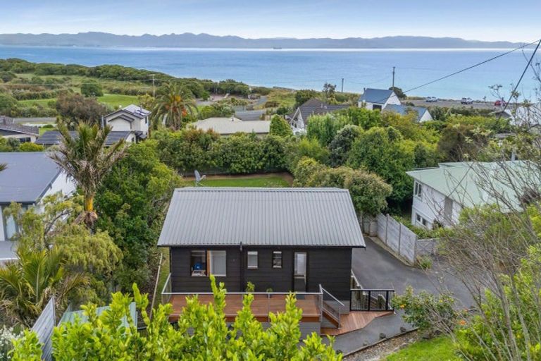 Photo of property in 33 Athol Street, Glenduan, Nelson, 7071