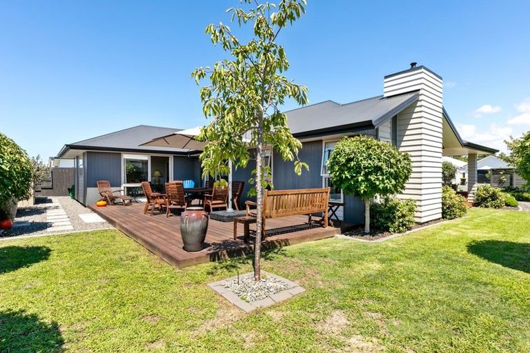 Photo of property in 34 Awatira Drive, Papamoa Beach, Papamoa, 3118
