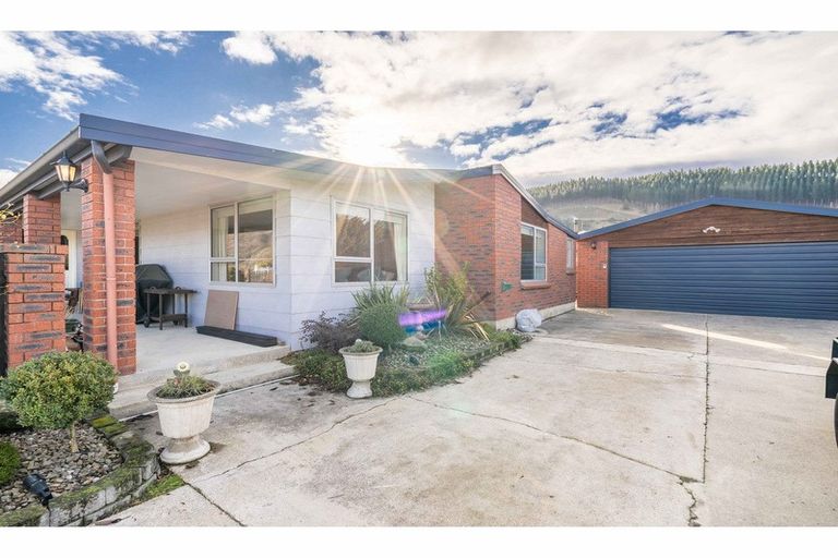 Photo of property in 30 Fache Street, Clyde, 9330