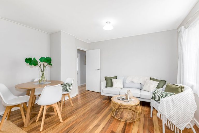 Photo of property in 10a Main Road, Titahi Bay, Porirua, 5022