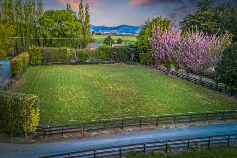 Photo of property in 367 Pound Road, Yaldhurst, Christchurch, 7676