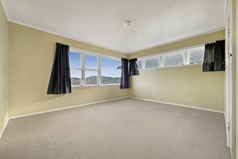 Photo of property in 37a Pembroke Road, Northland, Wellington, 6012
