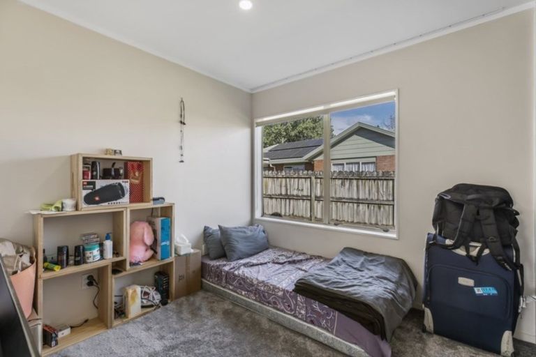Photo of property in 25 Rosemead Place, Randwick Park, Auckland, 2105
