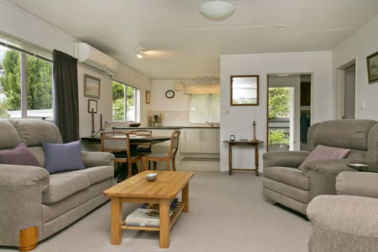 Photo of property in 2/15 Gladstone Grove, Richmond Heights, Taupo, 3330