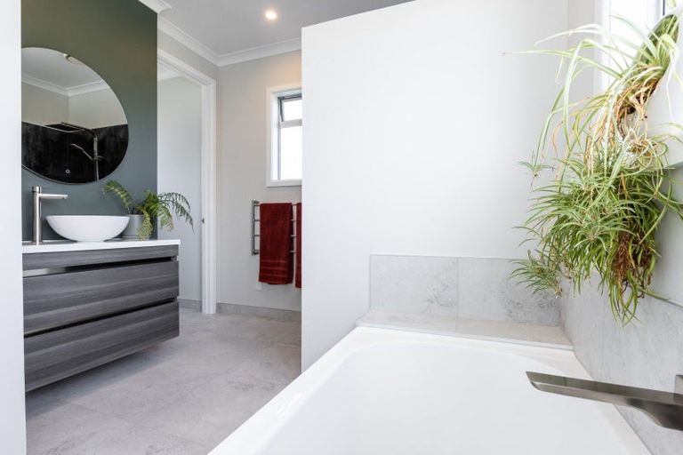 Photo of property in 34 Peddie Street, Taradale, Napier, 4112