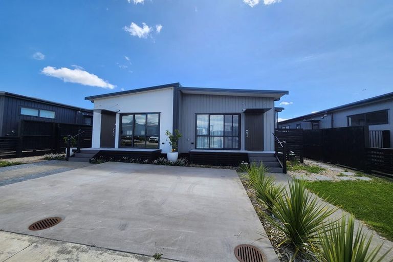 Photo of property in 27 Tahere Road, Totara Park, Auckland, 2019