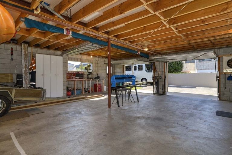 Photo of property in 18 Tainui Street, Matua, Tauranga, 3110