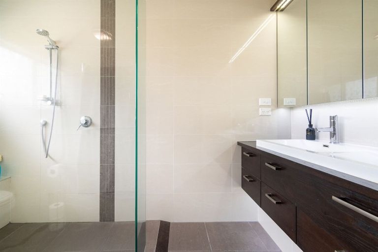 Photo of property in 121 Pomona Road, Kumeu, 0891