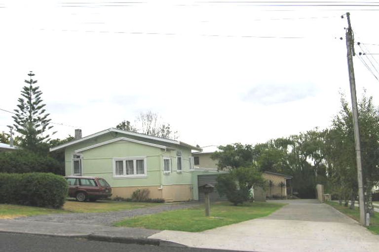 Photo of property in 2/46a Salisbury Road, Birkdale, Auckland, 0626