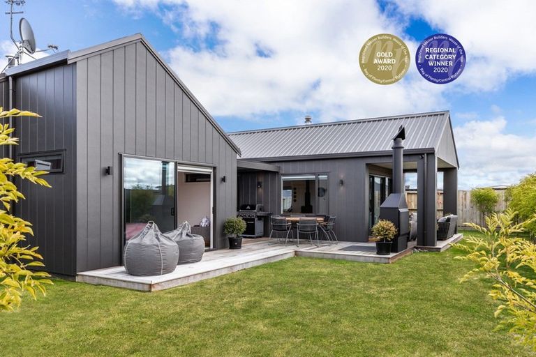 Photo of property in 17 Maunganamu Drive, Wharewaka, Taupo, 3330