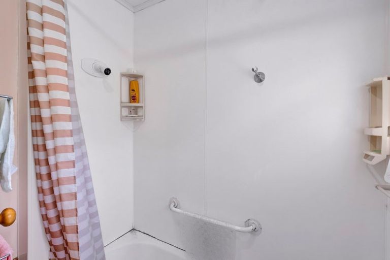 Photo of property in 21 Blackmore Street, Lynmouth, New Plymouth, 4310