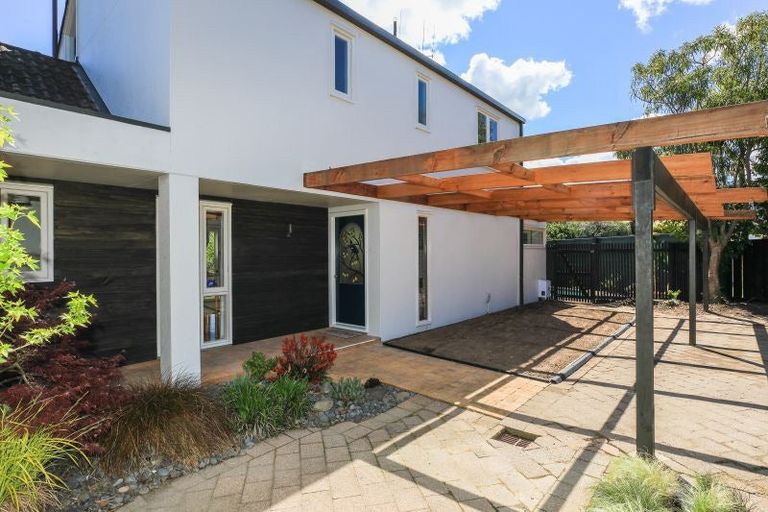 Photo of property in 53 Hooker Avenue, Chedworth, Hamilton, 3210