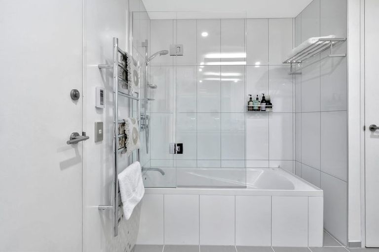 Photo of property in Il Casino Apartments, 704/38 Jessie Street, Te Aro, Wellington, 6011