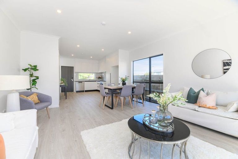 Photo of property in 71a Cornwall Road, Papatoetoe, Auckland, 2025