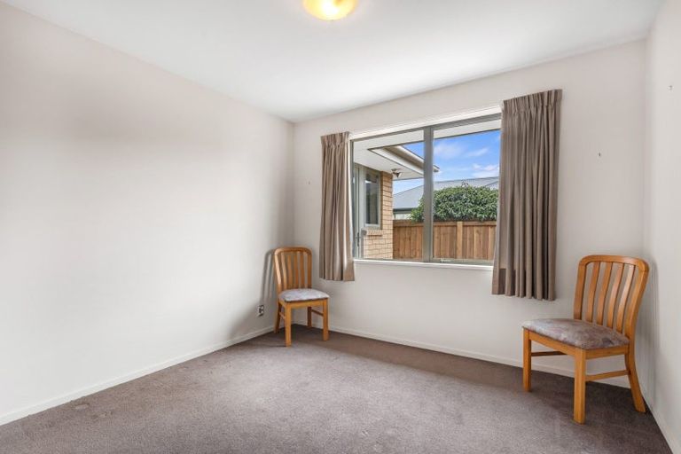 Photo of property in 17 Acacia Avenue, Rangiora, 7400