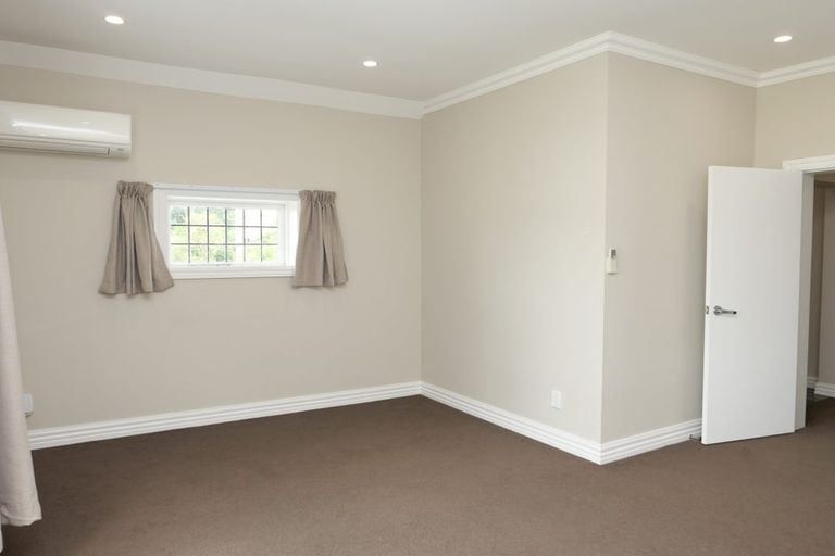 Photo of property in 84b Salamanca Road, Kelburn, Wellington, 6012