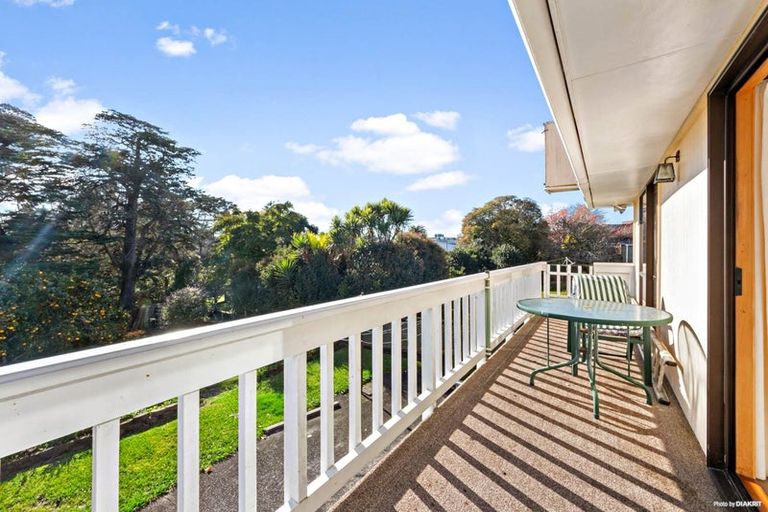 Photo of property in 9 Albert Pryor Avenue, Henderson, Auckland, 0612