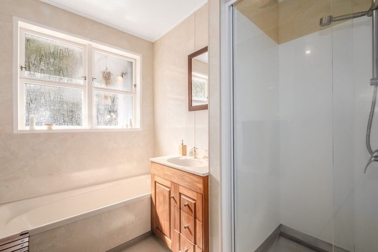 Photo of property in 19 Mimihau Grove, Wainuiomata, Lower Hutt, 5014