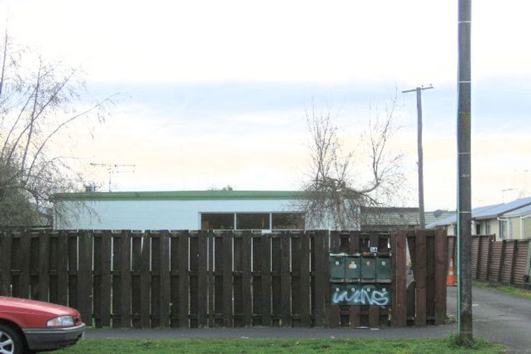 Photo of property in 1/54 Bandon Street, Frankton, Hamilton, 3204