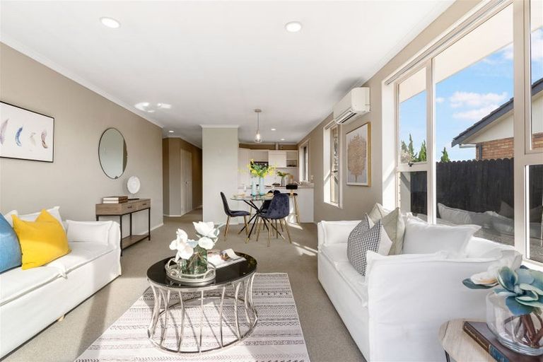 Photo of property in 57 Fernbrook Close, Burswood, Auckland, 2013