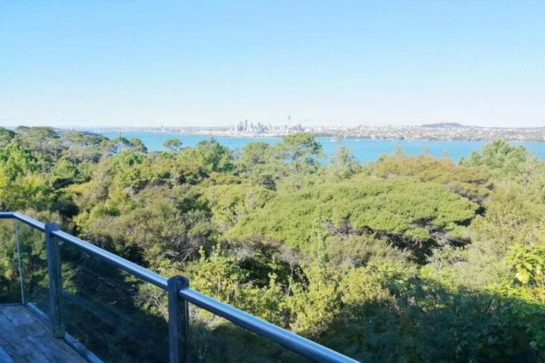 Photo of property in 117 Onetaunga Road, Chatswood, Auckland, 0626