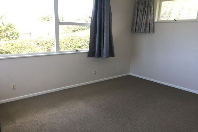 Photo of property in 1/34 Sycamore Drive, Sunnynook, Auckland, 0620