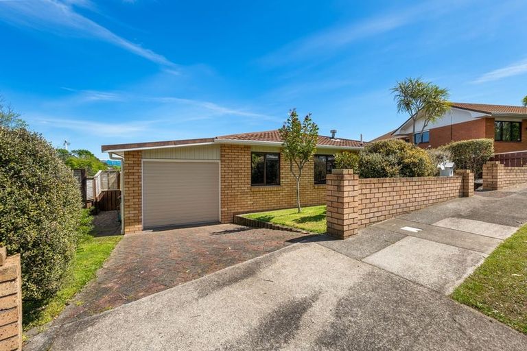 Photo of property in 3 Ruskin Place, Westown, New Plymouth, 4310