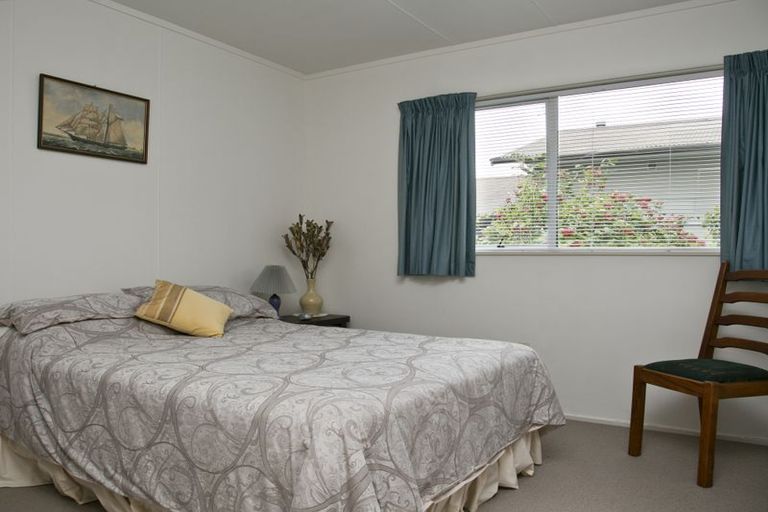 Photo of property in 2/15 Gladstone Grove, Richmond Heights, Taupo, 3330