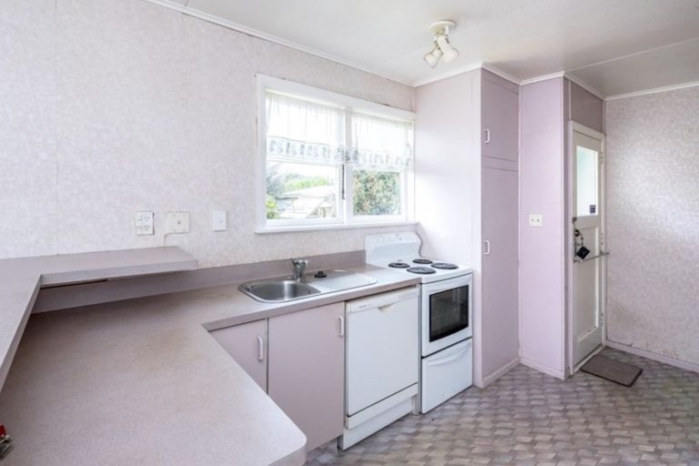 Photo of property in 9 Norfolk Street, Levin, 5510