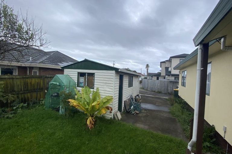 Photo of property in 127b Puhinui Road, Papatoetoe, Auckland, 2104