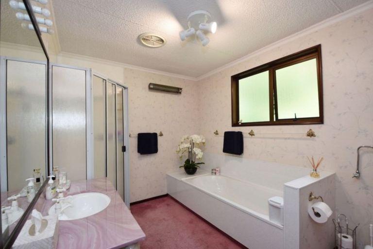 Photo of property in 34 Marama Avenue North, Otatara, Invercargill, 9879