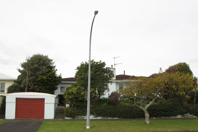 Photo of property in 68 Browne Street, Waitara, 4320
