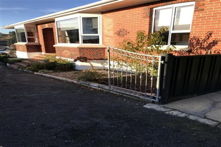 Photo of property in 17 Scotland Terrace, Green Island, Dunedin, 9018