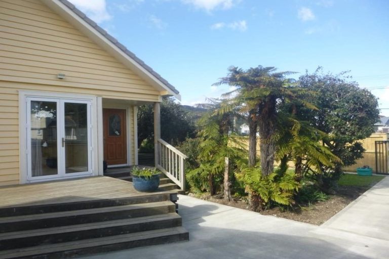 Photo of property in 153 Reynolds Street, Taita, Lower Hutt, 5011
