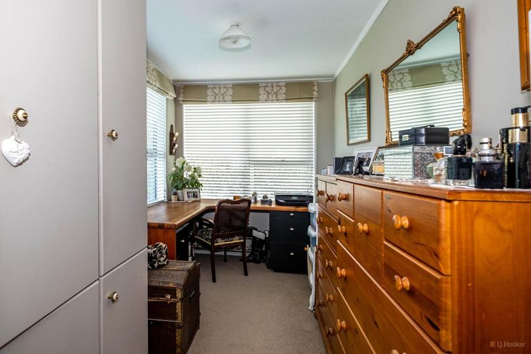 Photo of property in 12 Parsonage Road, Waimate, 7924