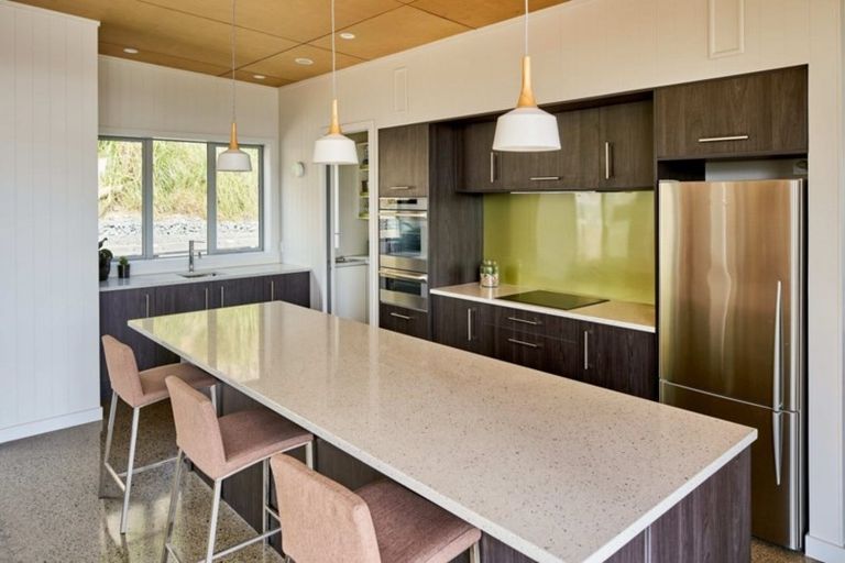 Photo of property in 3 Pacific View, Whitby, Porirua, 5024