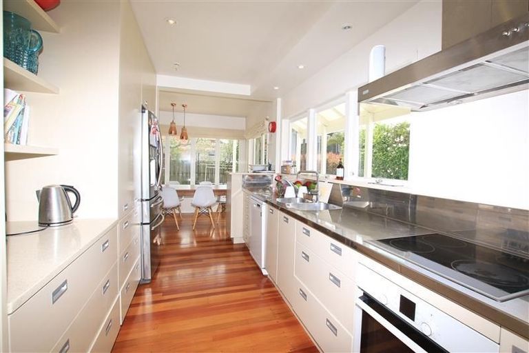 Photo of property in 1/43 Williamson Avenue, Belmont, Auckland, 0622