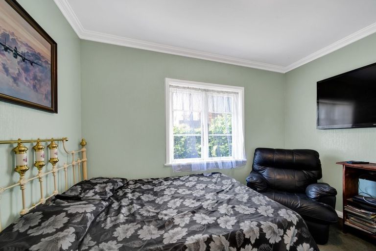 Photo of property in 39a Breakwater Road, Moturoa, New Plymouth, 4310