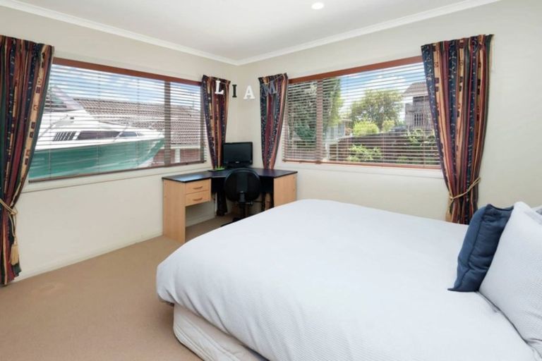 Photo of property in 14a Gibraltar Street, Howick, Auckland, 2014