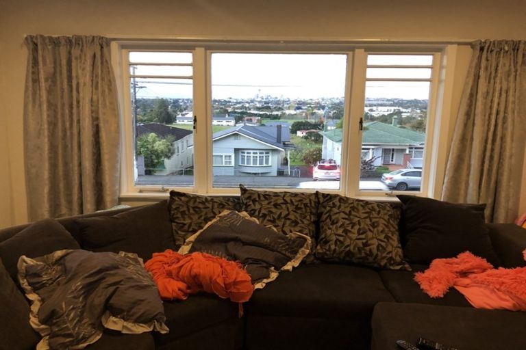 Photo of property in 49 Pinedale Place, Henderson, Auckland, 0610