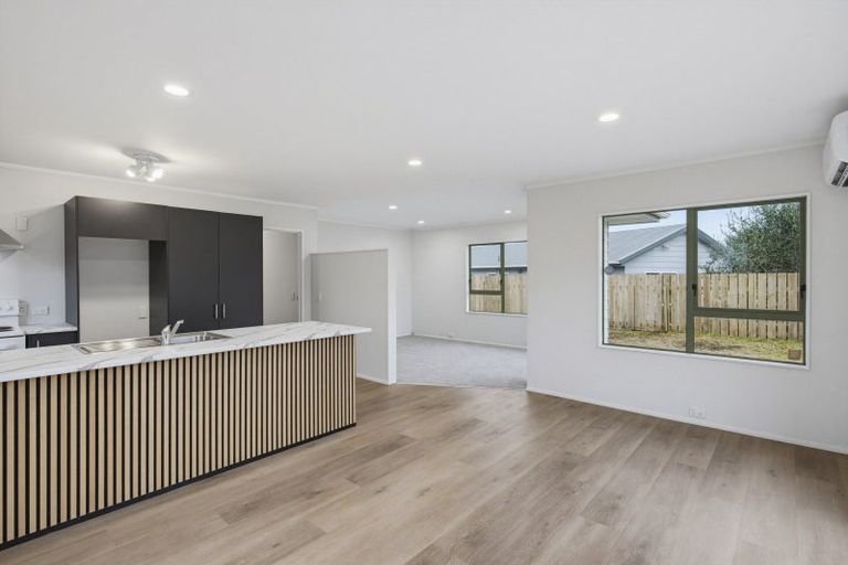 Photo of property in 27 Rutherford Drive, Waikanae Beach, Waikanae, 5036