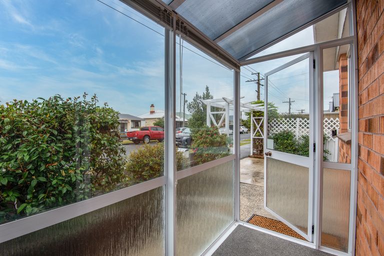 Photo of property in 35 Jackson Street, Saint Kilda, Dunedin, 9012